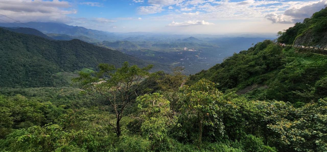Wayanad Doubletree Villa Vythiri Dış mekan fotoğraf